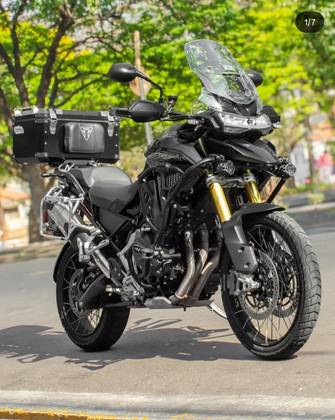 TRIUMPH TIGER 1200 BLACK EDITION TRIUMPH TIGER 1200 BLACK EDITION